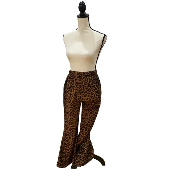 NWOT High Waist Leopard Print Flare Pants - Picture 1 of 2